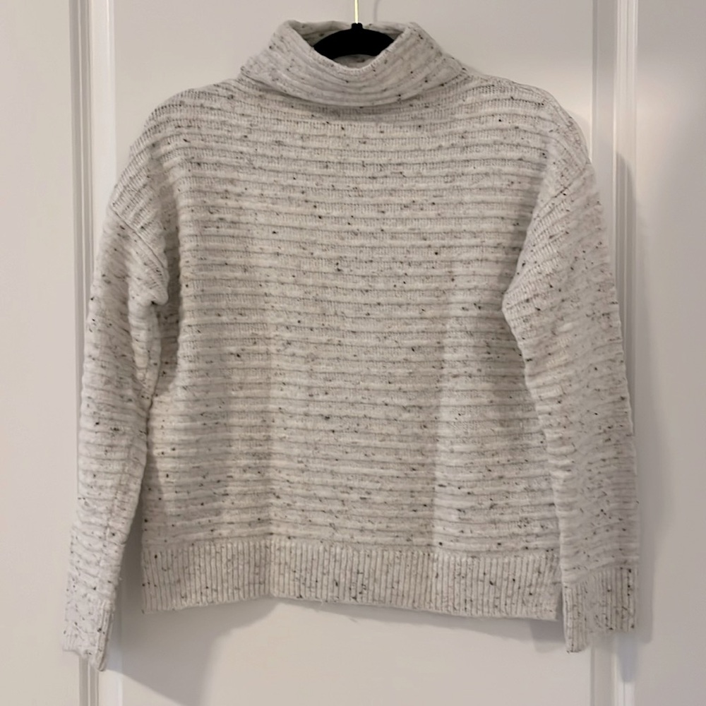Madewell mock neck sweater size small